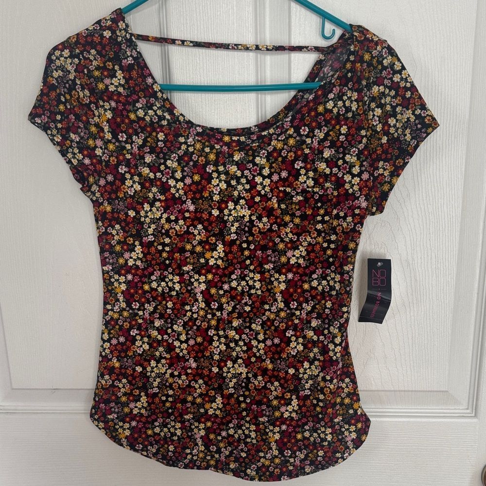 No Boundaries Multicolor Floral Short Sleeve Top